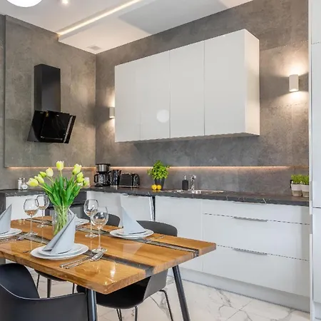 Tower 27 - Ihre Am Apartamento Świnoujście